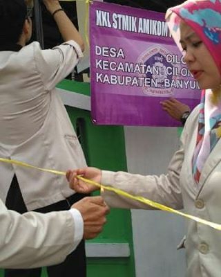 pemasangan banner