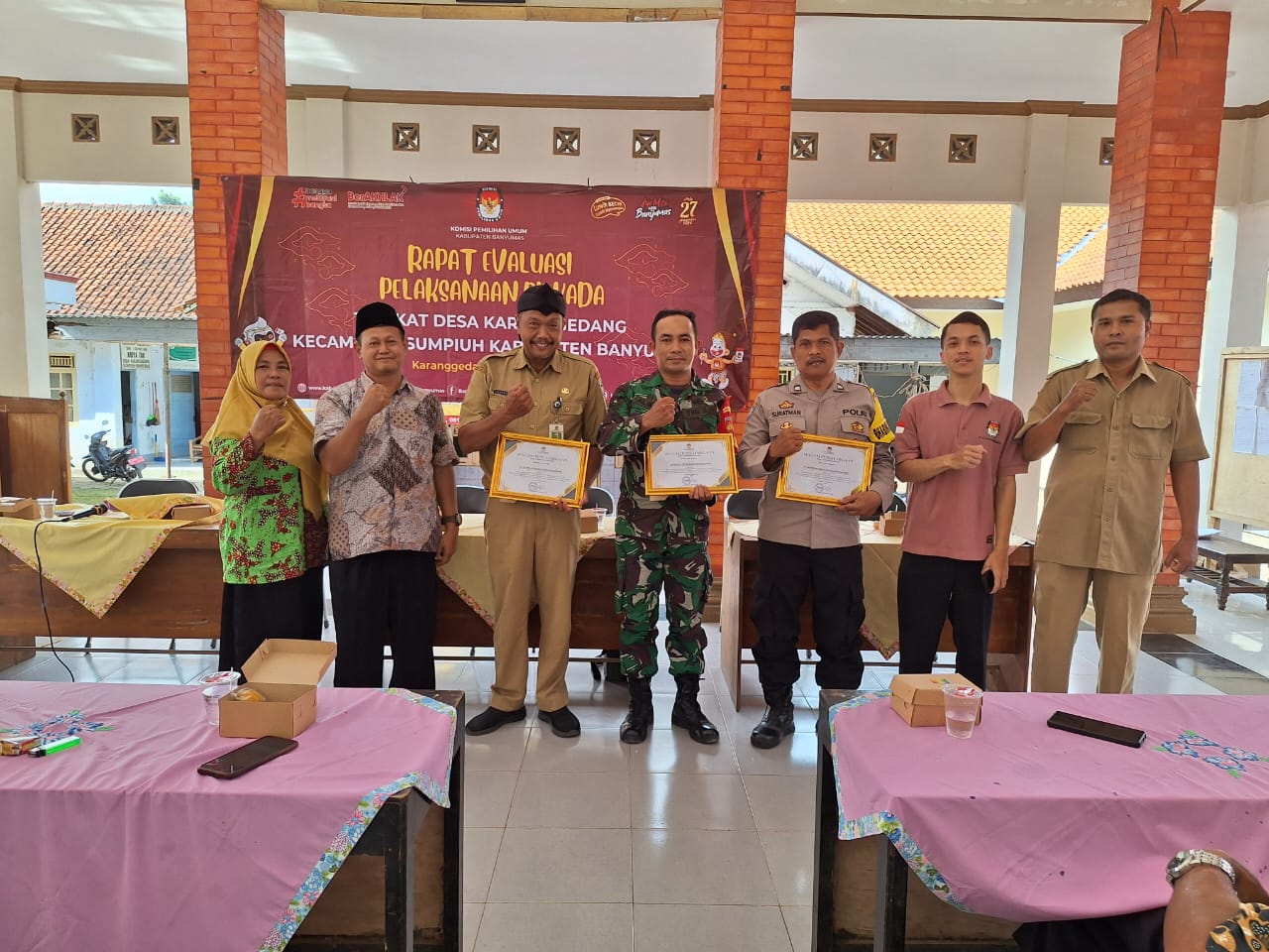 Rapat Evaluasi Pelaksanaan Pilkada Serentak Tingkat Desa Karanggedang