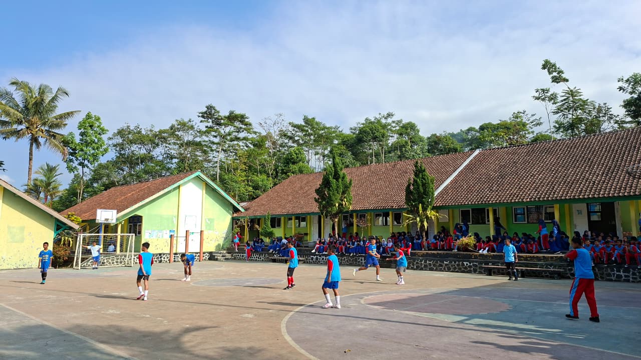 Lapangan Olahraga