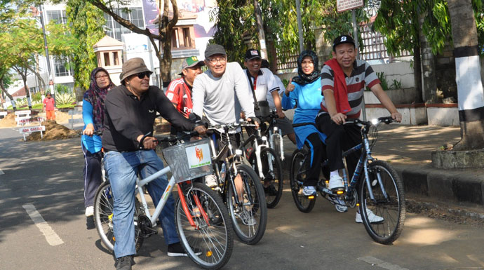 Bupati Pantau Kerja Bakti Persiapan Penilaian Adipura