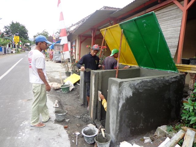 Empat Belas Titik Bak Sampah Mulai Digarap