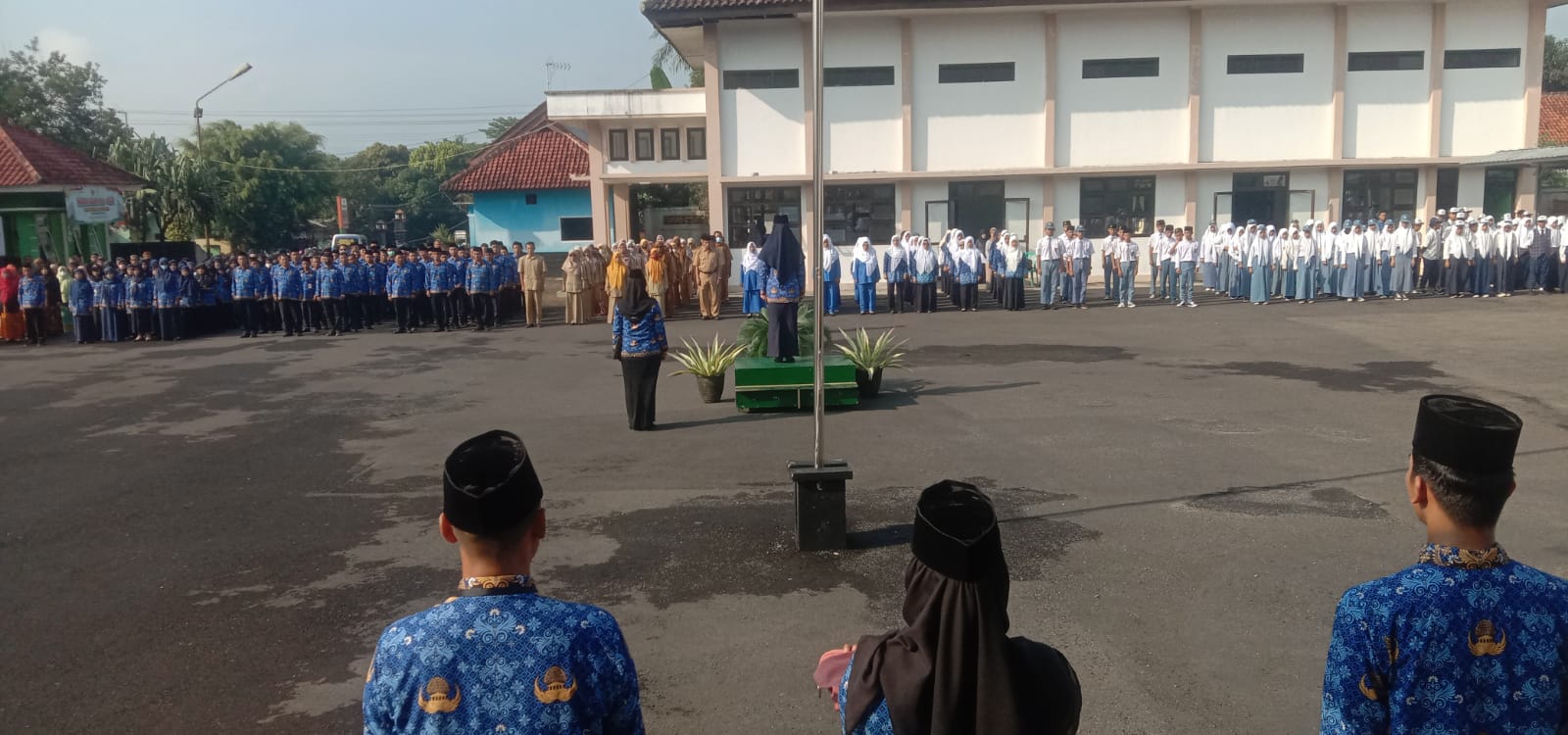 upacara peringanatan Hari Pendidikan Nasional Kecamatan Tambak