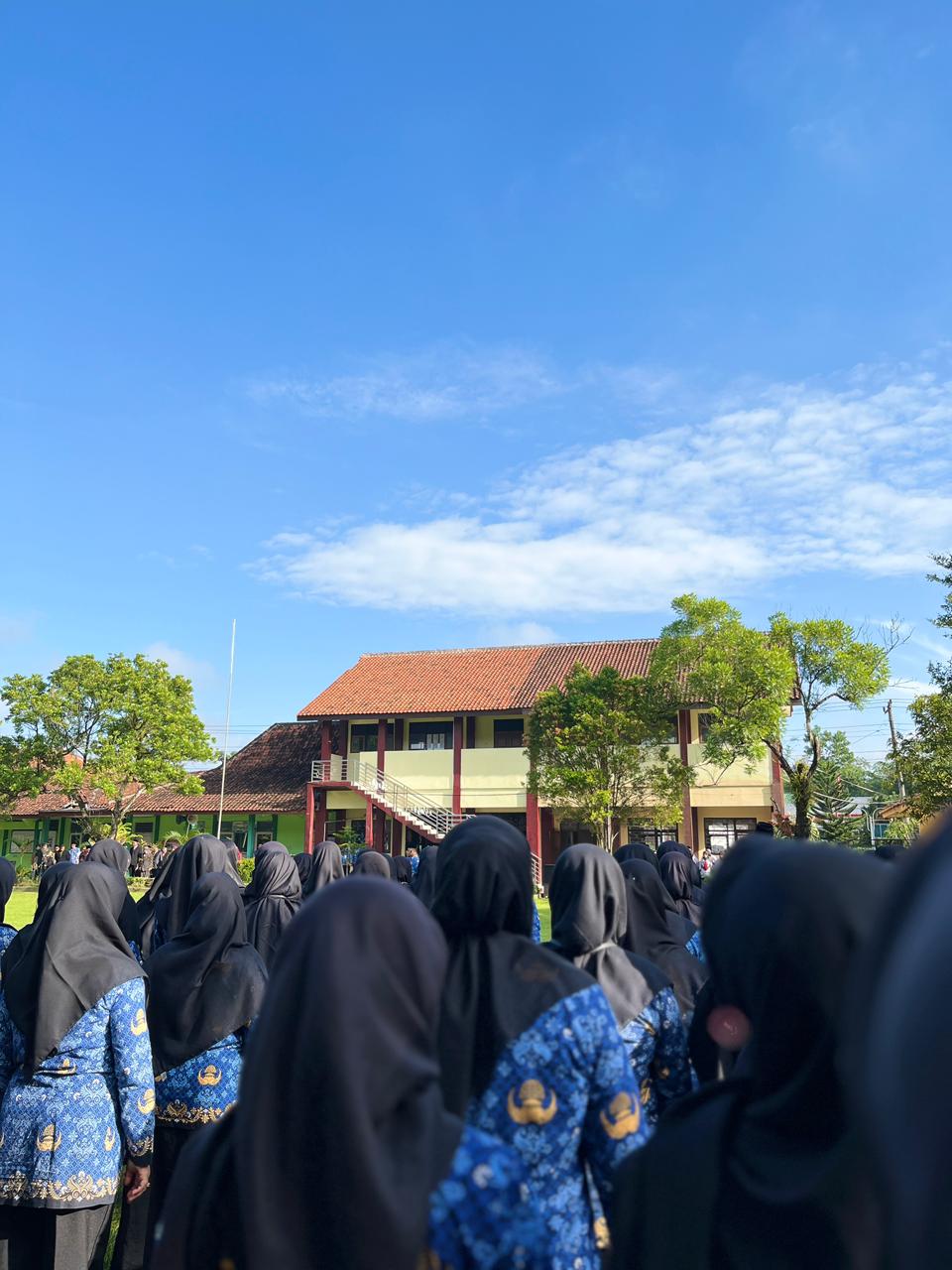 UPACARA MEMPERINGATI HARI PENDIDIKAN NASIONAL TAHUN 2026