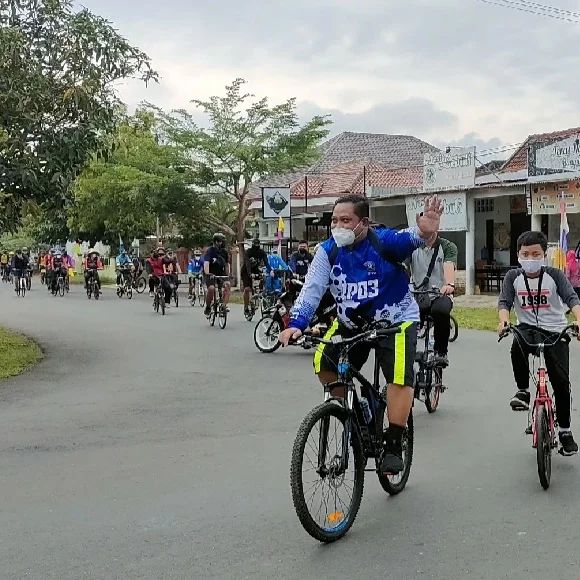 Gowes Budaya Kota Lama bersama Bupati Banyumas