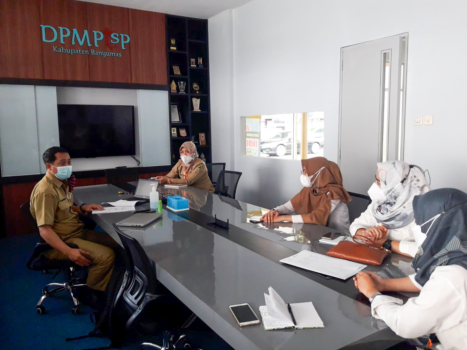 Rapat Evaluasi PPID Pembantu DPMPTSP Kabupaten Banyumas