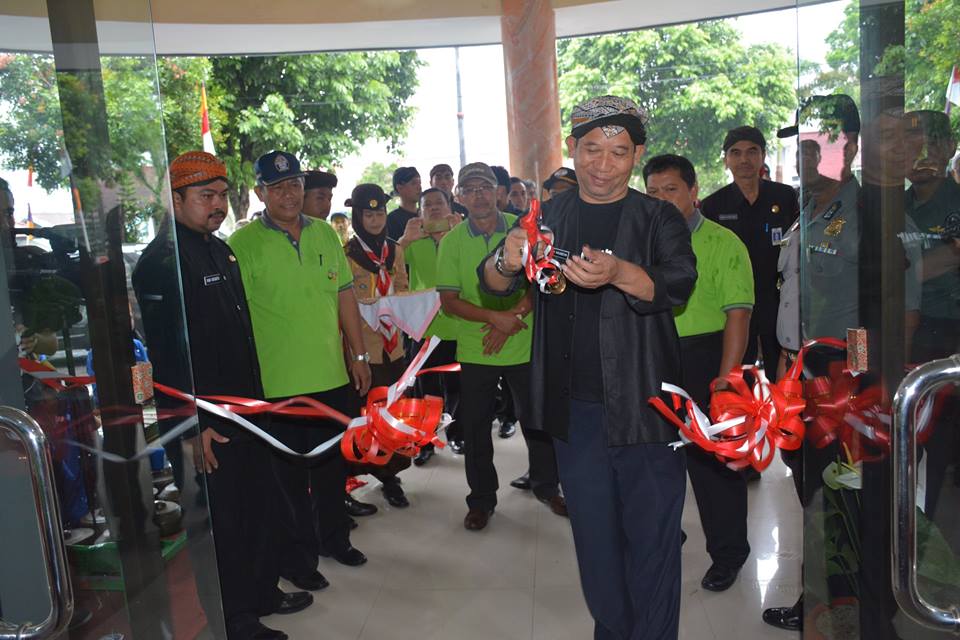 Bupati Resmikan Gedung SMK N 2 Purwokerto