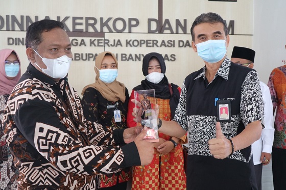 DPRD Komisi III Kabupaten Purbalingga Studi Banding di Dinas Tenaga Kerja, Koperasi dan UKM Kabupaten Banyumas