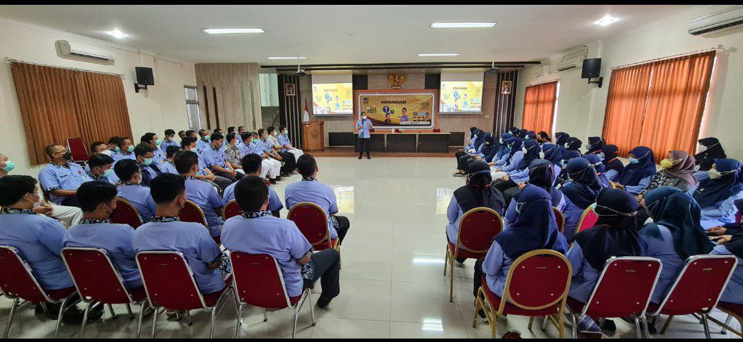 MENINGKATKAN KEMAMPUAN KOMUNKASI, RS MENGADAKAN IN HOUSE TRAINING KOMUNIKASI EFEKTIF GELOMBANG III