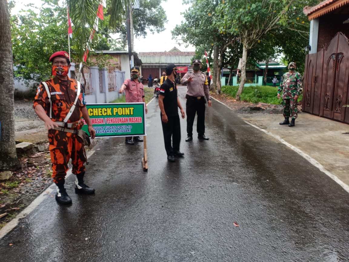 Razia Penertiban Wajib Menggunakan Masker