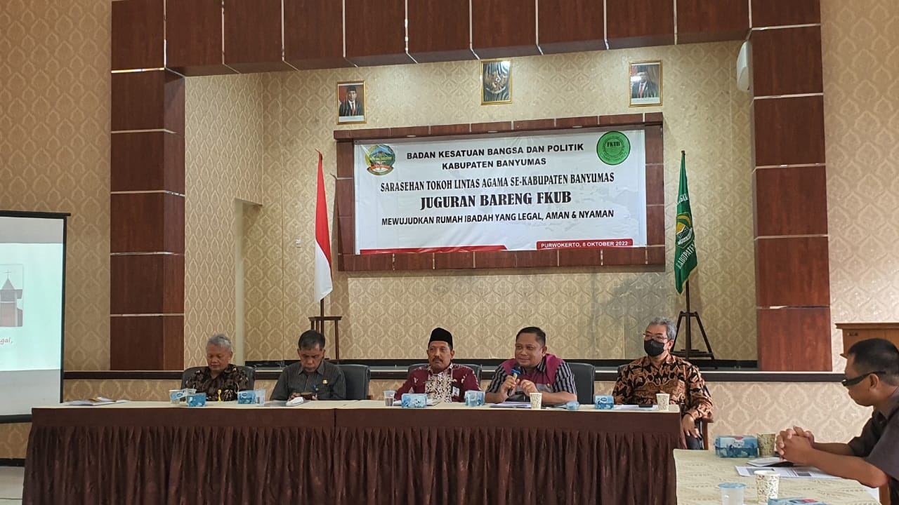 Kepala DPMPTSP Kab. Banyumas Menjadi Narasumber dalam Sarasehan Tokoh Lintas Agama se-Banyumas