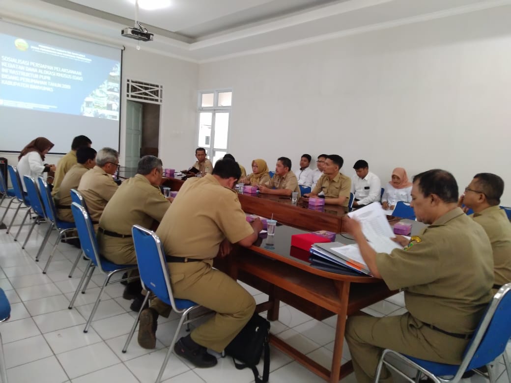 RAPAT SOSIALISASI KEGIATAN DANA ALOKASI KHUSUS (DAK) INFRASTRUKTUR PUPR BIDANG PERUMAHAN 