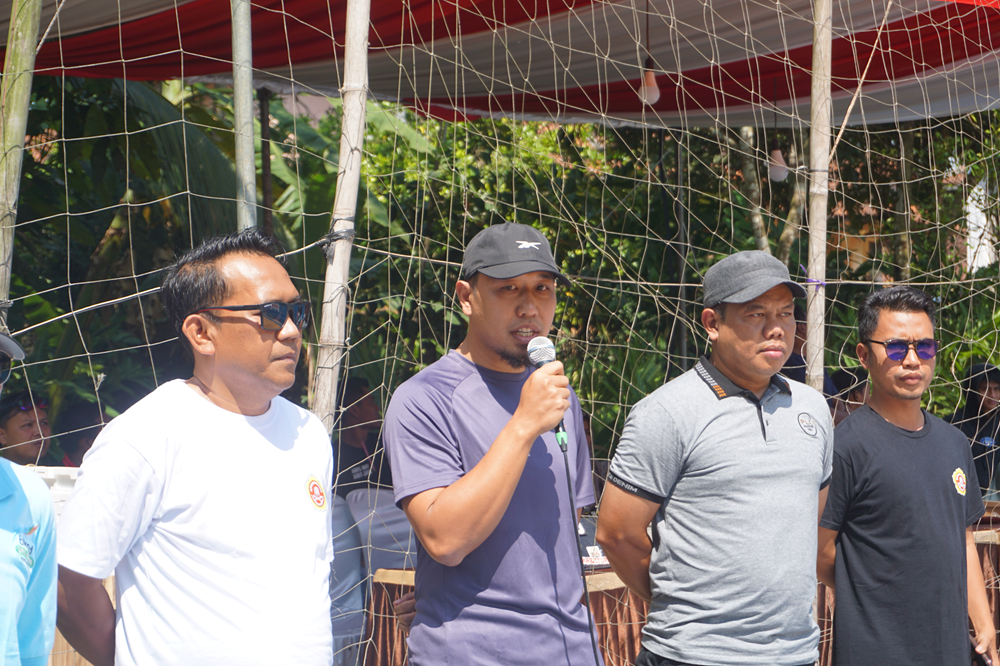 Camat Gumelar Buka Turnamen Bola Voli Antardesa se-Kecamatan Gumelar. Udang Cakrawala Juara Pertama Lomba Kreasi Tumpeng