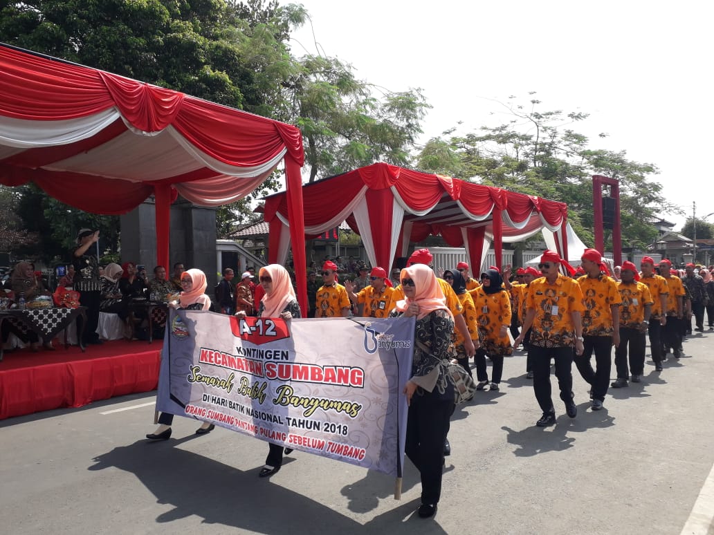 Kirab Batik Dalam Rangka Hari Batik Nasional 2018