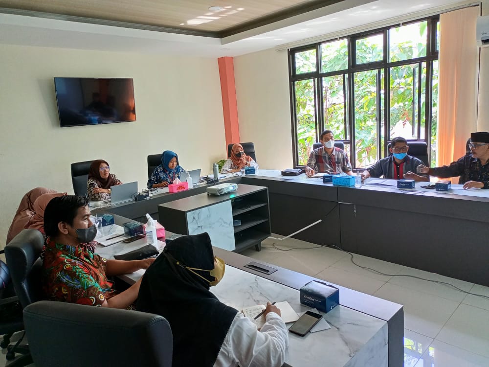 Sosialisasi Perizinan Berusaha dan Focus Group Discussion (FGD) Standar Pelayanan Perizinan Berusaha dengan Risiko Menengah Tinggi dan Tinggi (Sektor Koperasi)