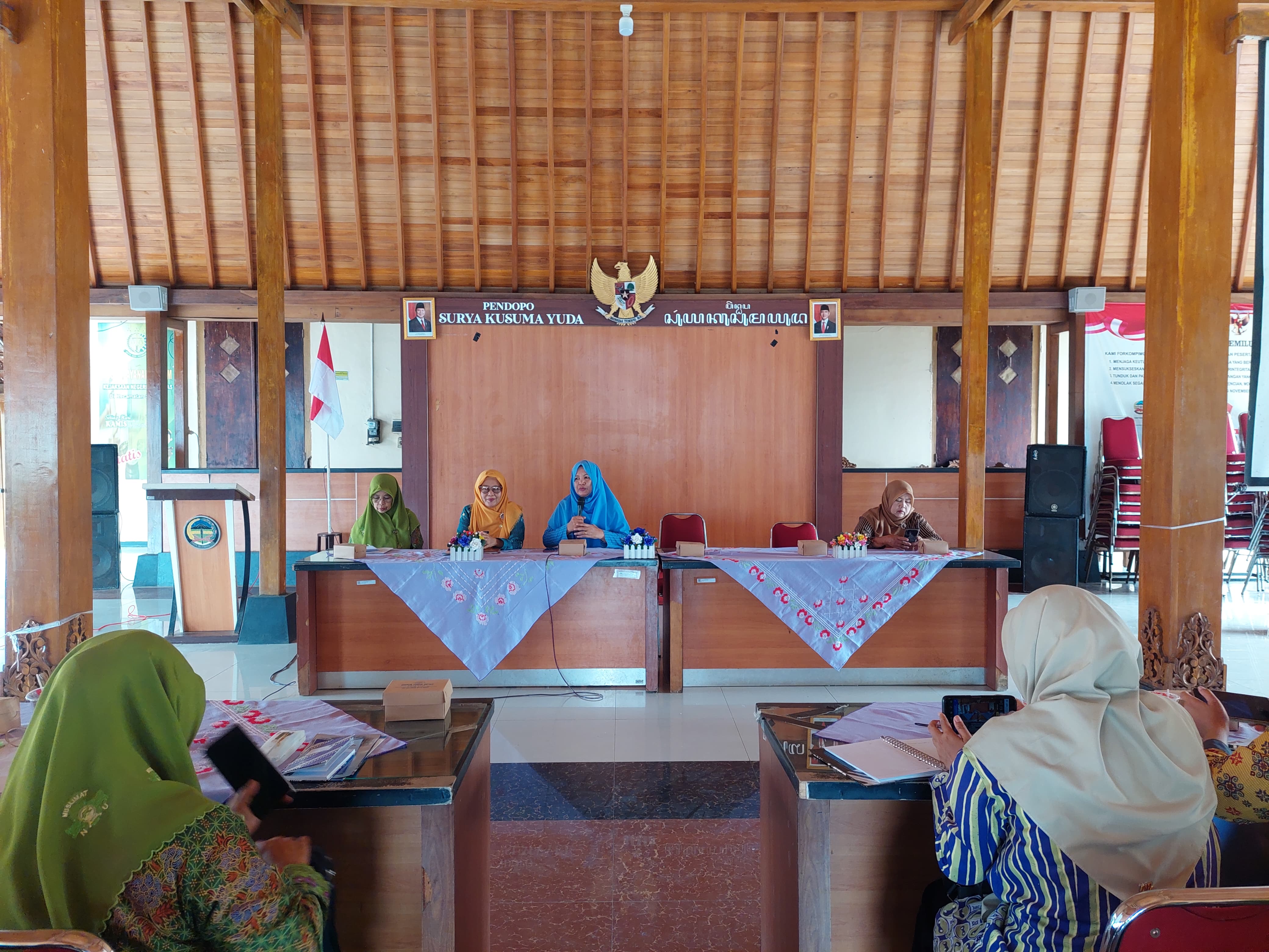  Rapat Koordinasi Pembedahan TUP (tambahan uang persediaan) dalam rangka persiapan HARLAH MUSLIMAT KE 79