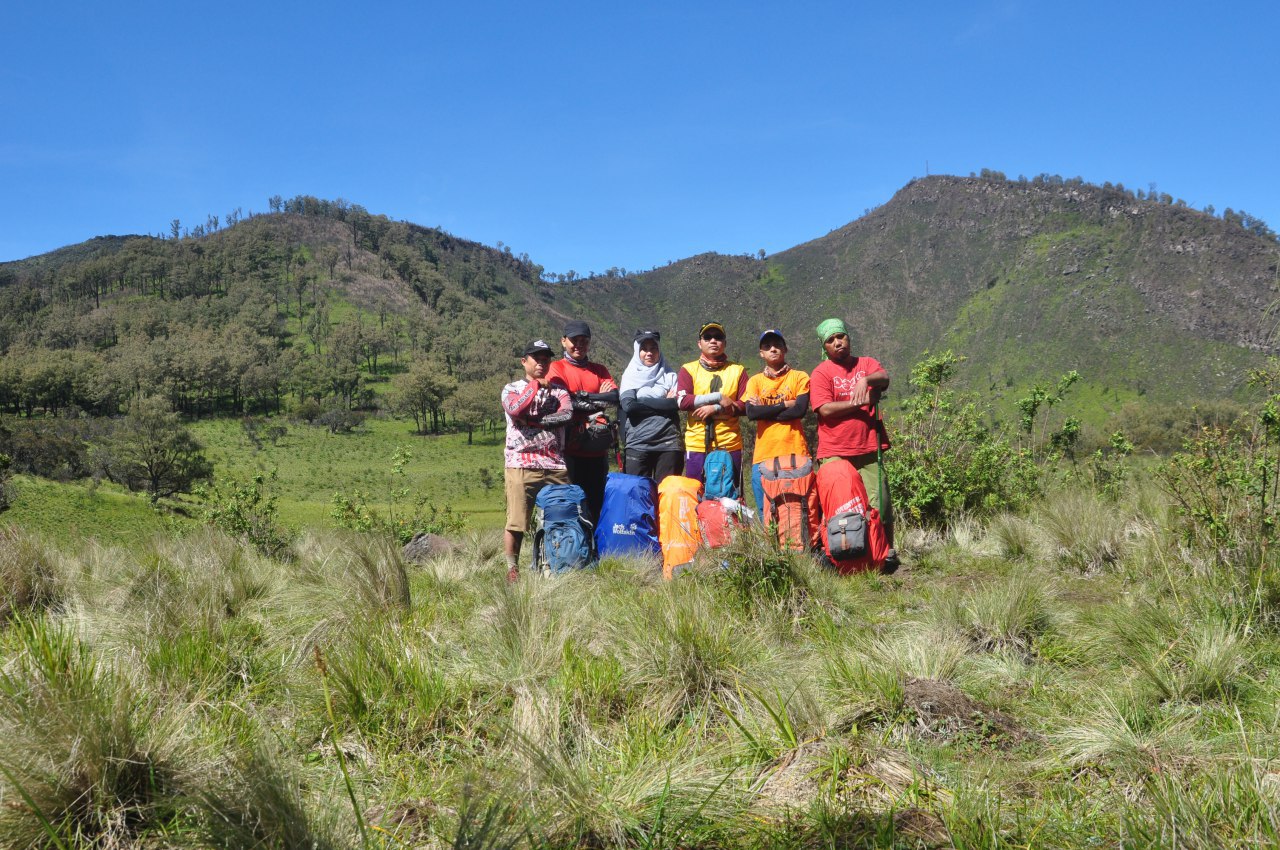 EXPEDISI PECEL MBOK YEM  Lintas Candi Cetho - Cemoro Kandang