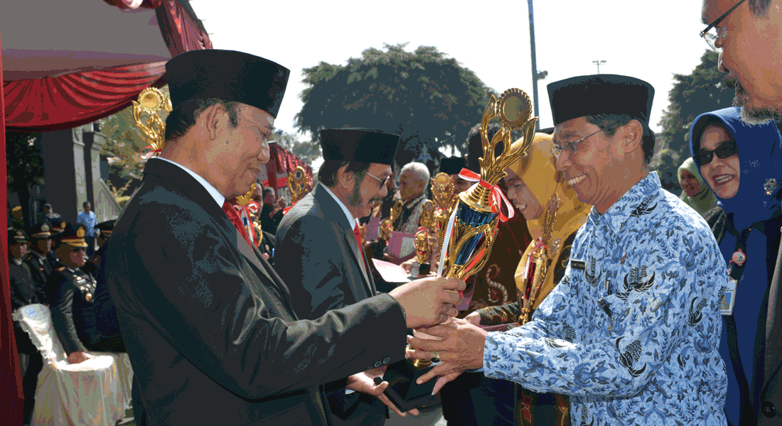 Pemkab Gelar Peringatan Hari Pahlawan 2016