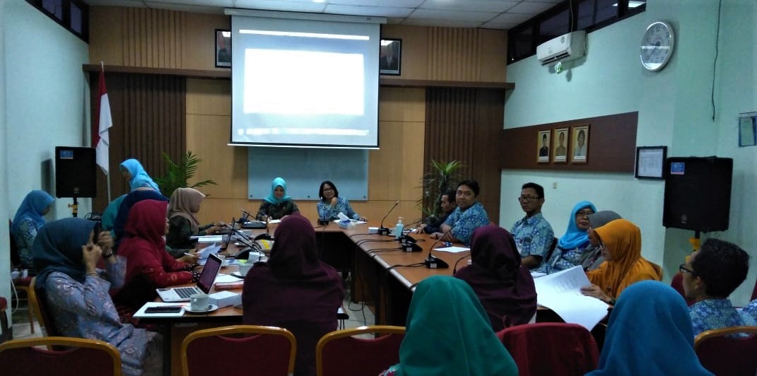 IMPLEMENTASI PROGRAM EXPANDING MATERNAL AND NEONATAL SURVIVAL (EMAS) MELALUI KEGIATAN AUDIT MATERNAL PERINATAL DI RSUD AJIBARANG