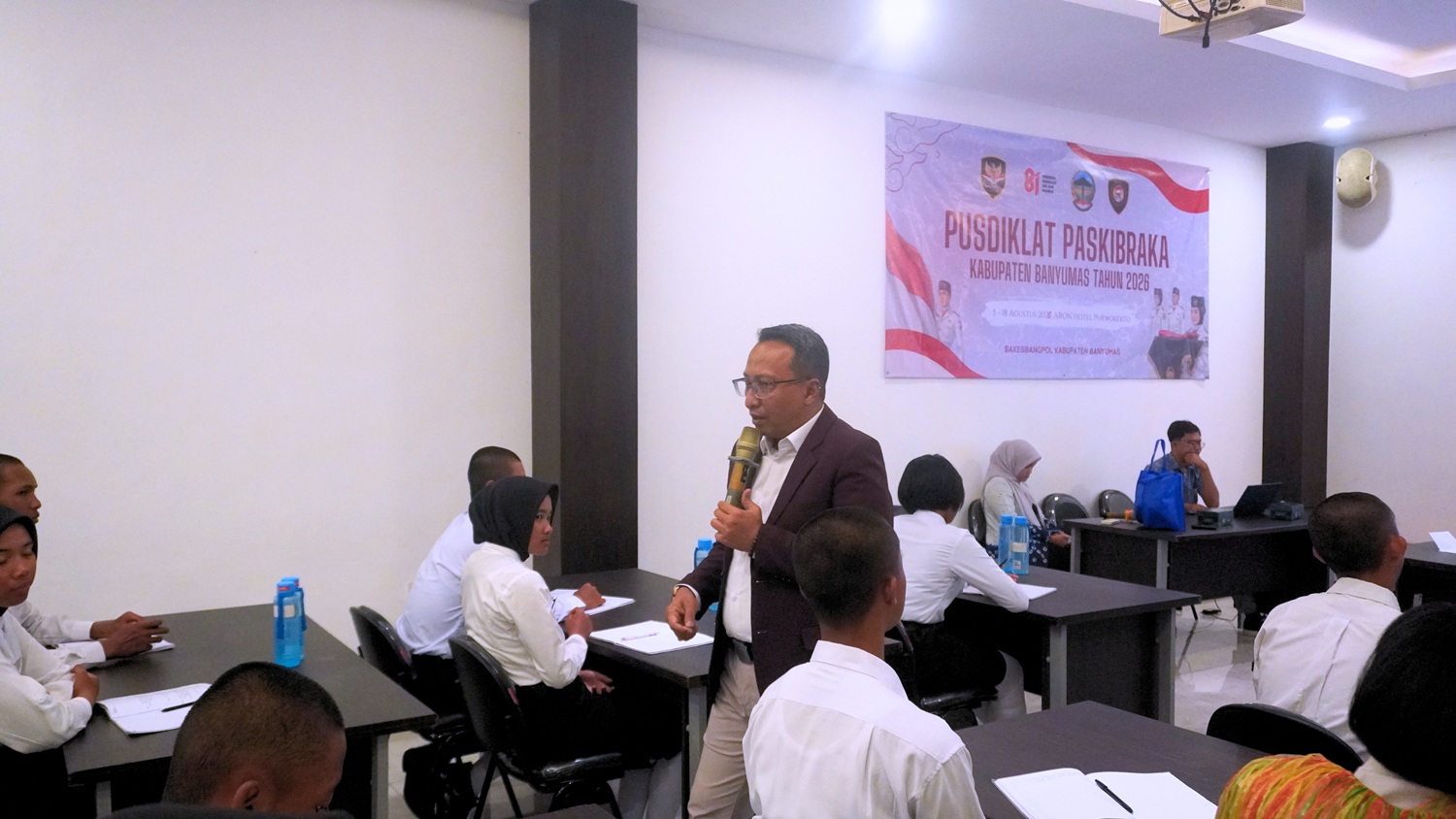 Dinkominfo Banyumas Ajak Calon Paskibraka Jadi Generasi Cerdas dan Bertanggung Jawab di Ruang Digital