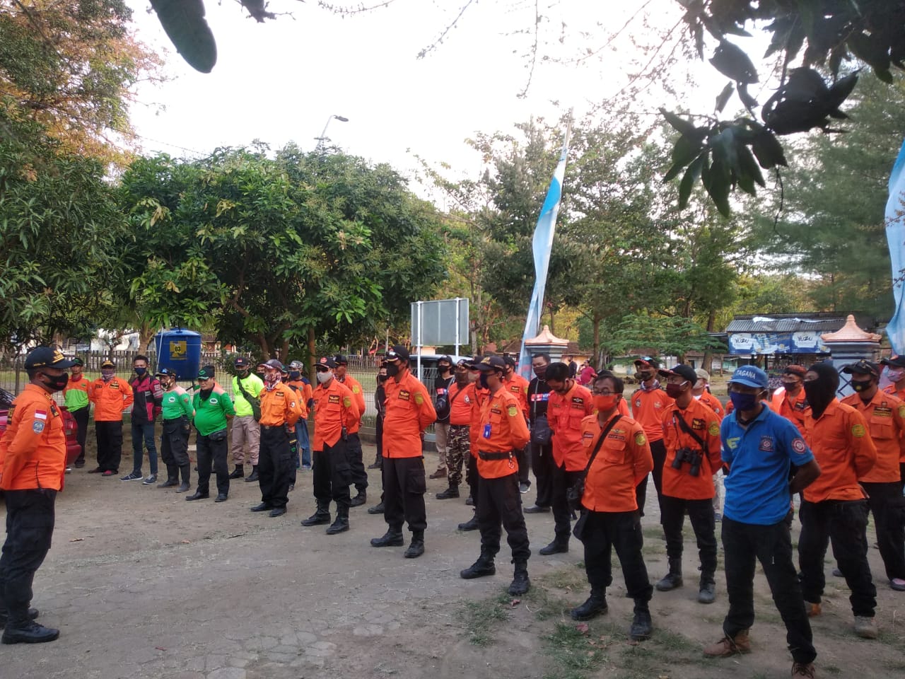 BPBD Banyumas Ikut membantu pencarian Warga Desa Pekuncen Jatilawang yang terseret ombak di Pantai Logending Kebumen