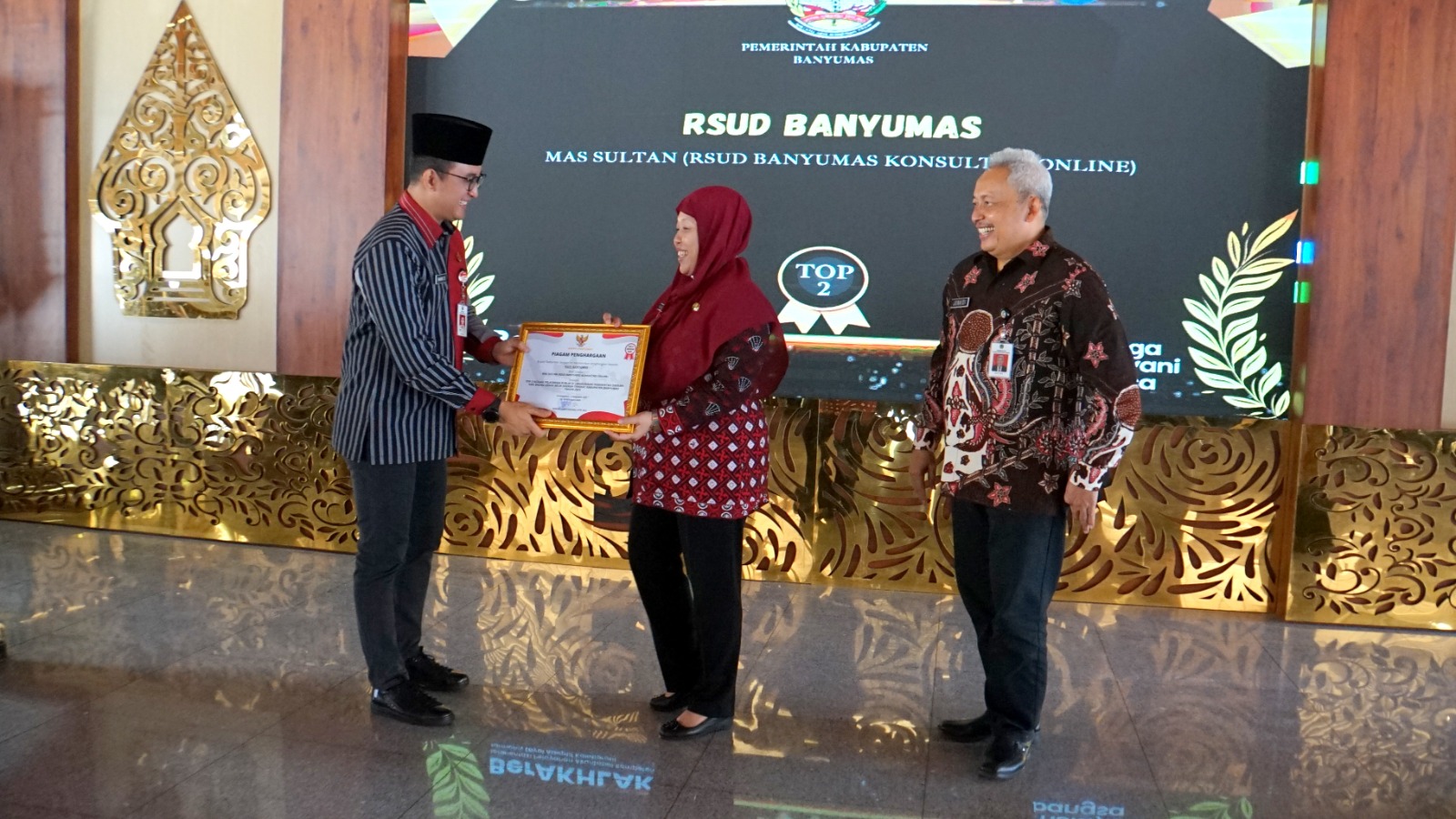 Inovasi MAS SULTAN (RSUD Banyumas Konsultasi Online) Meraih Penghargaan Top 2 Inovasi Pelayanan Publik Di Lingkungan Pemerintah Daerah Dan Badan Usaha Milik Daerah Tingkat Kabupaten Banyumas Tahun 2023