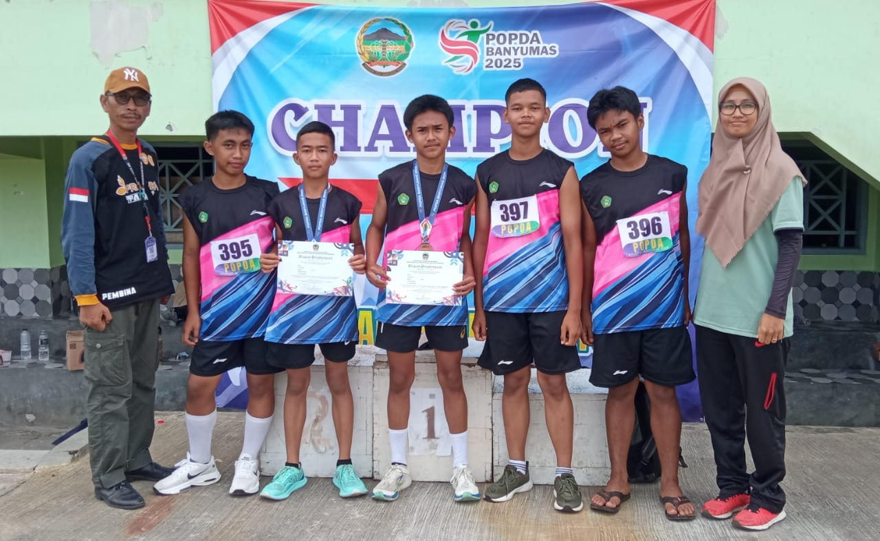 TOREHAN APIK DI CABANG ATLETIK SISWA SMP NEGERI 1 TAMBAK PADA POPDA TINGKAT KABUPATEN BANYUMAS TAHUN 2025