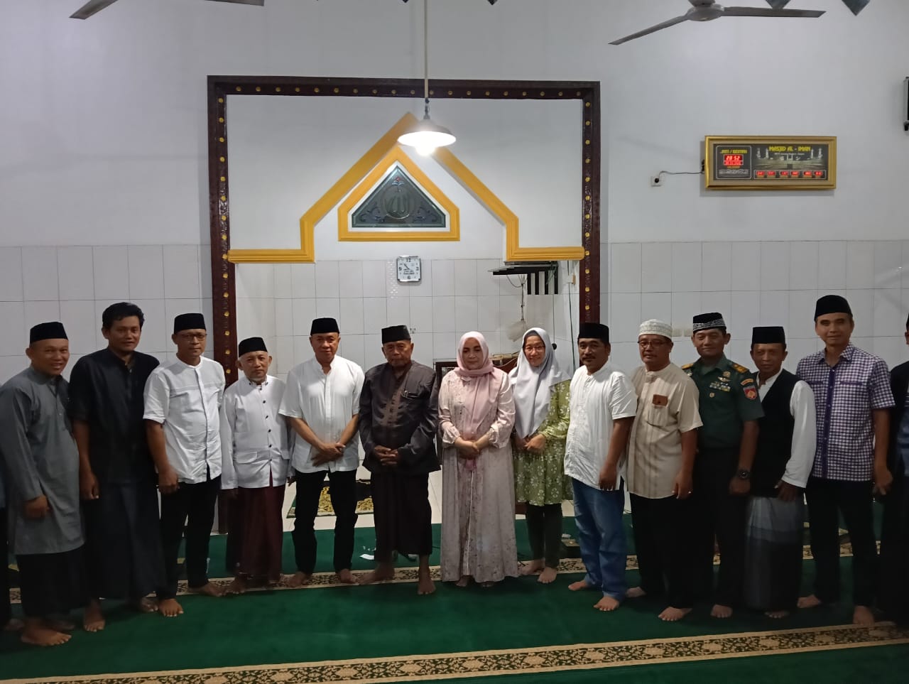 Kegiatan Buka Puasa Bersama dan Tarling Bupati Banyumas Di Masjid Al Iman Kel. Kebokura  Kec. Sumpiuh