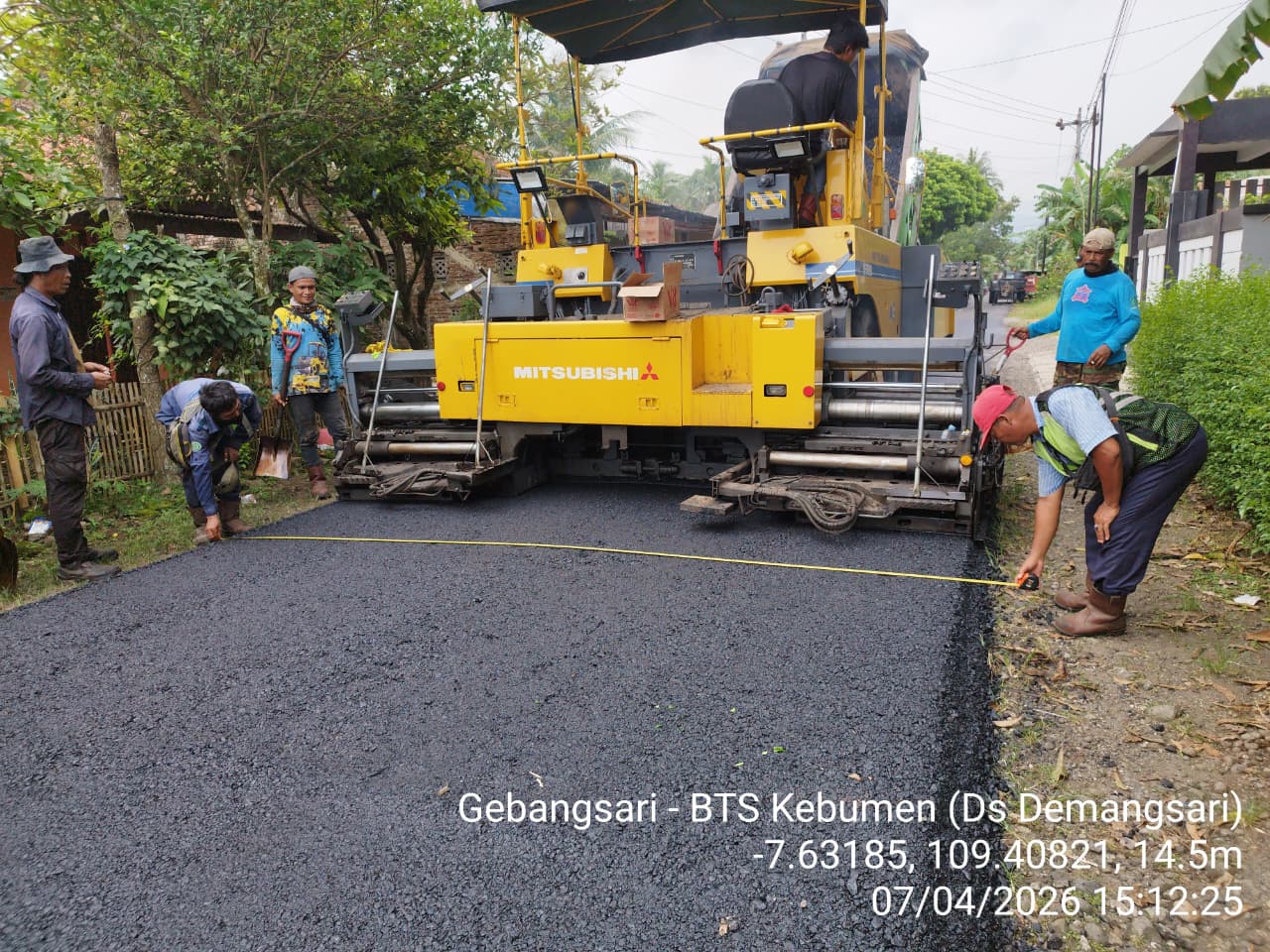 Pekerjaan Pemeliharaan Rutin Jalan Gebangsari - BTS Kebumen