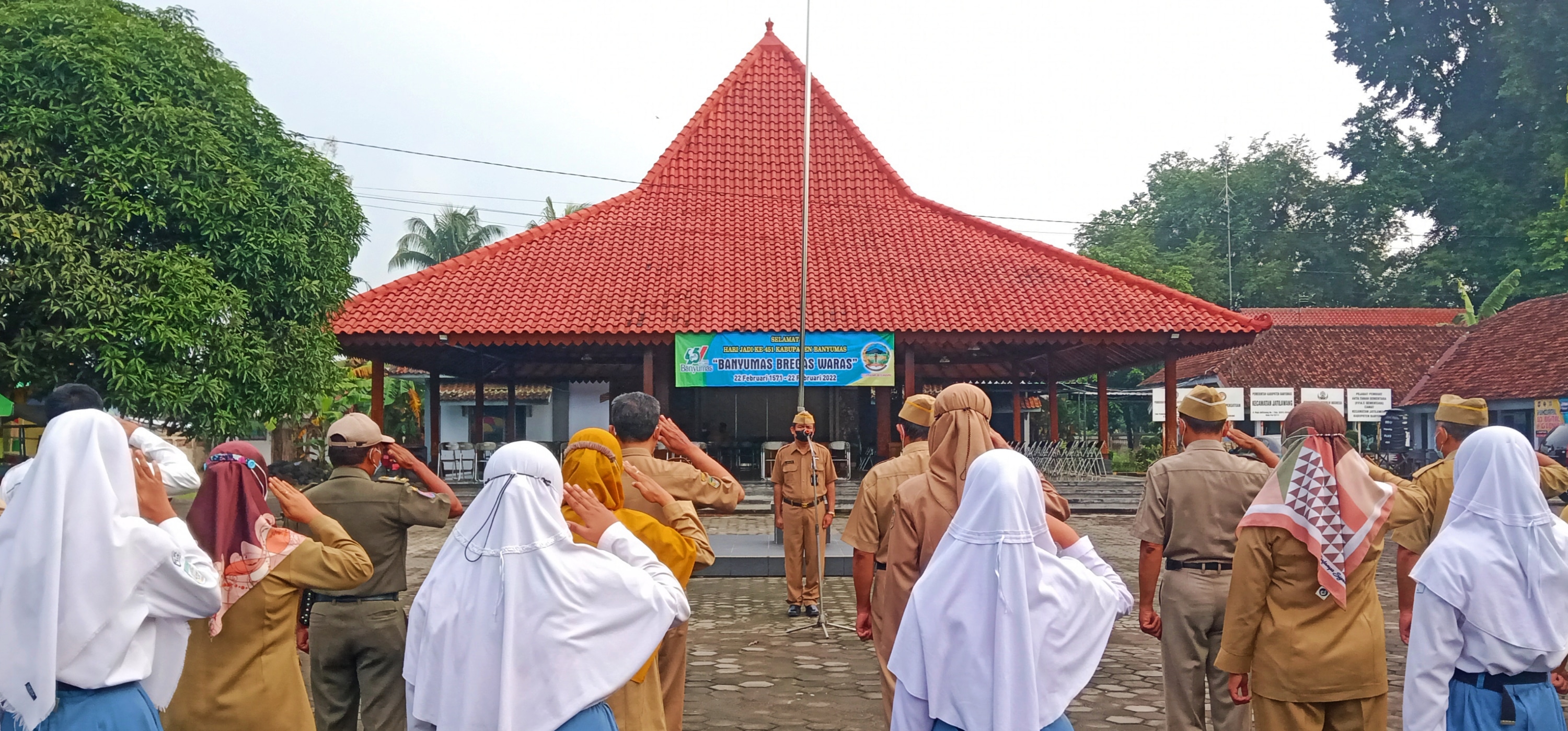 Apel pagi dilingkungan kantor kecamatan Jatilawang