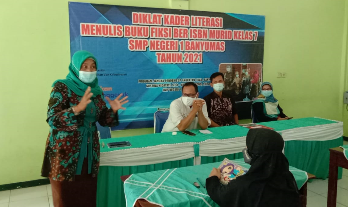 Diklat Kader Literasi SMPN 1 Banyumas