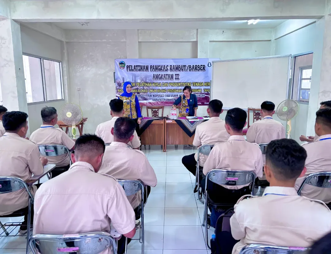 Sukses Gemilang 20 Peserta Uji Kompetensi Pangkas Rambut/Barber di Banyumas