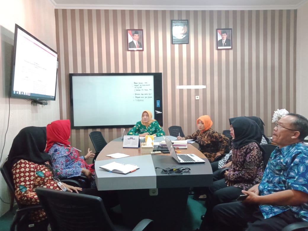 Rapat Membahas Persiapan Evaluasi Pelayanan Publik