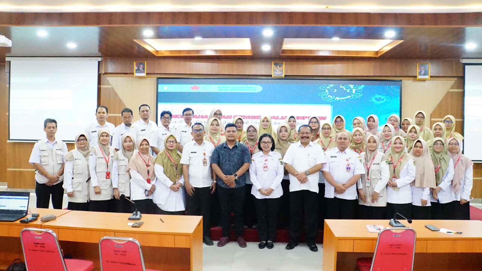 Direktur Tekankan Pentingnya Pencegahan dan Pengendalian Infeksi di RSUD Banyumas berdasarkan Bukti 
