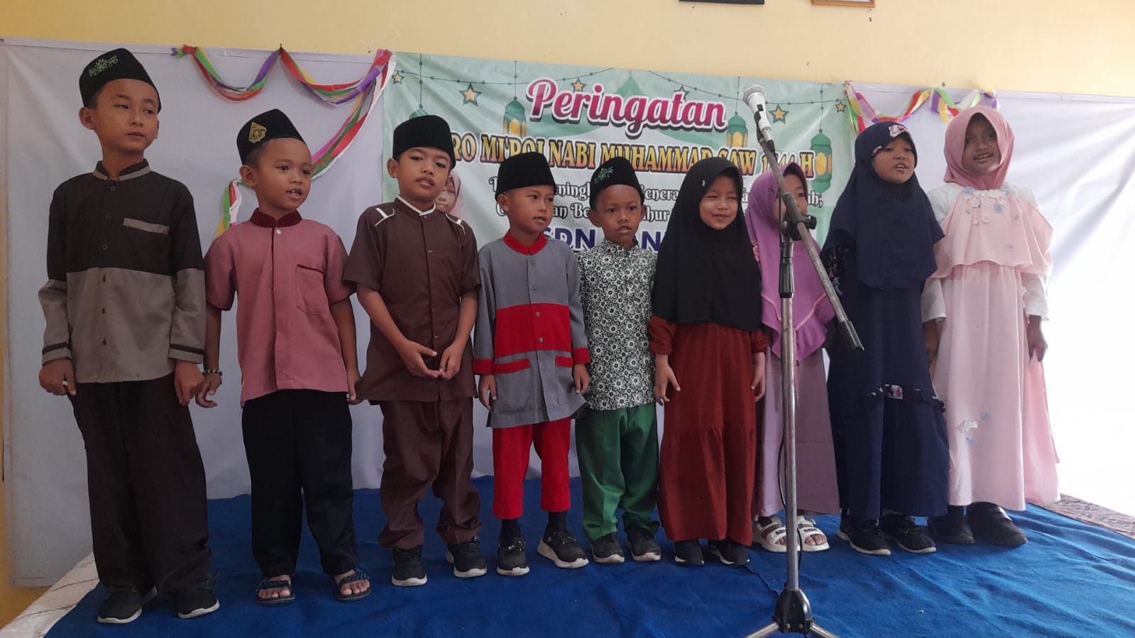 Siswa-Siswi SDN Pandansari Peringati Isra