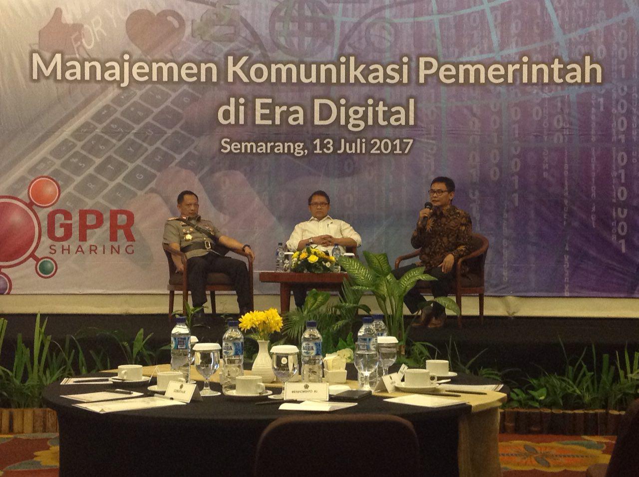 FORUM GROUP DISKUSI  MANAJEMEN KOMUNIKASI PEMERINTAH DI ERA DIGITAL