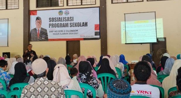 SOSIALISASI PROGRAM SEKOLAH SMP NEGERI 2 CILONGOK PERKUAT KOLABORASI SEKOLAH DAN ORANG TUA
