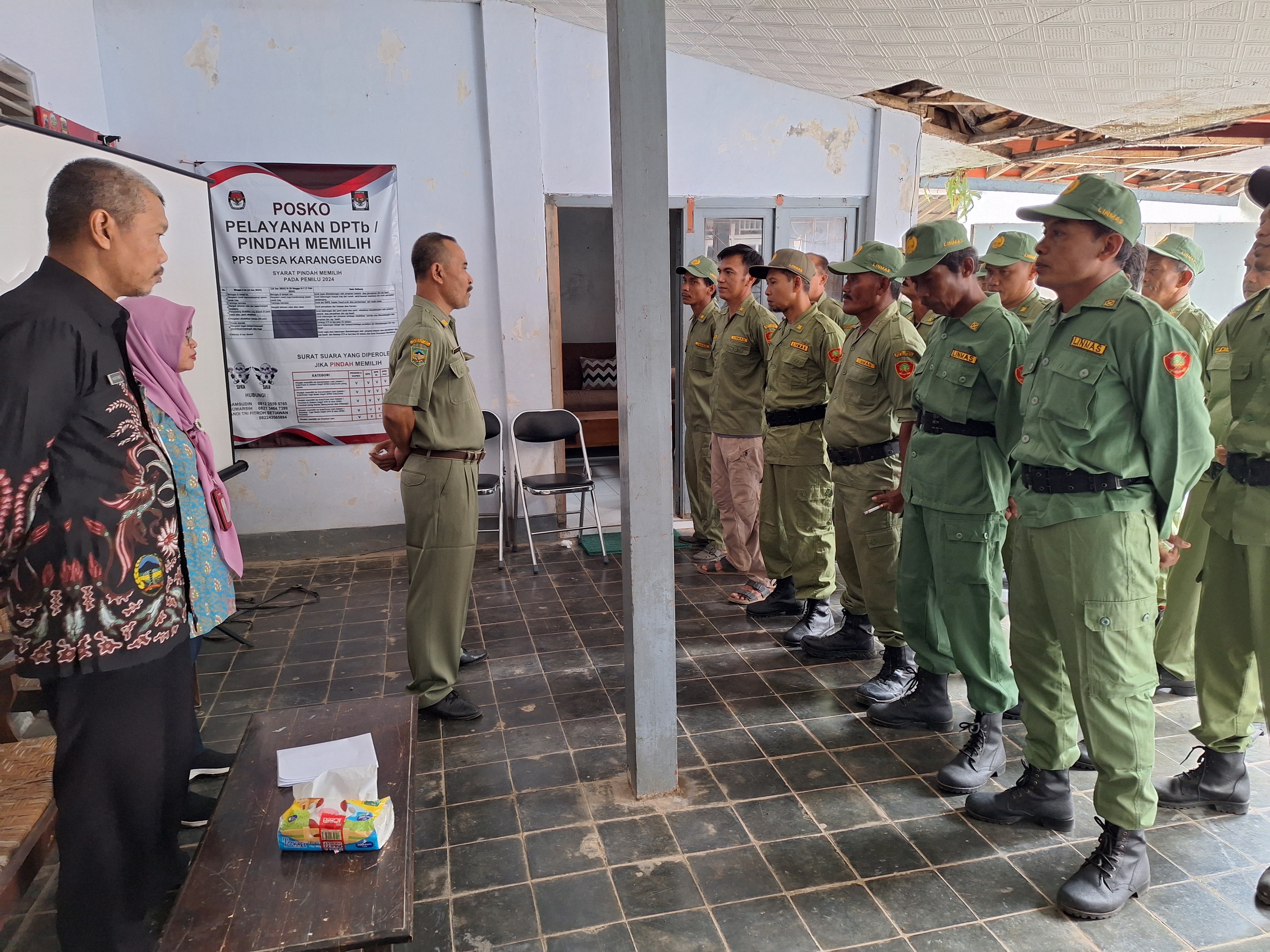 Pembinaan Satlinmas Desa Karanggedang