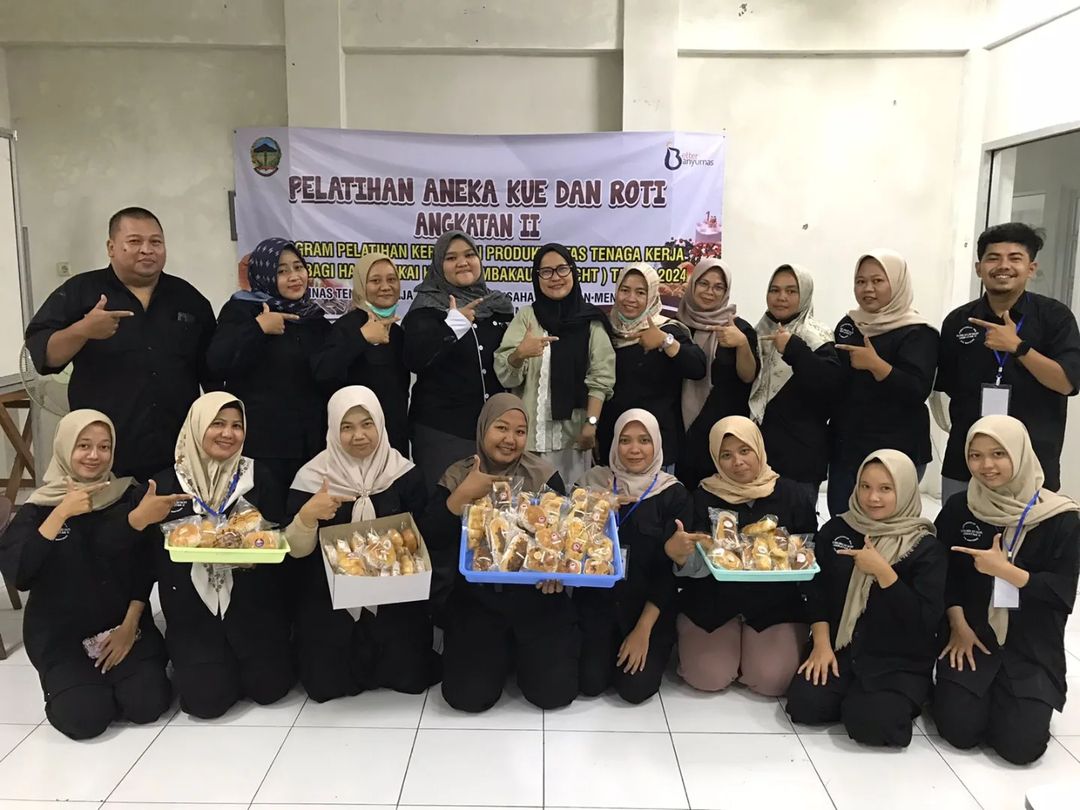 Seluruh Peserta Pelatihan Pembuatan Kue dan Roti Angkatan II Kabupaten Banyumas Dinilai Kompeten