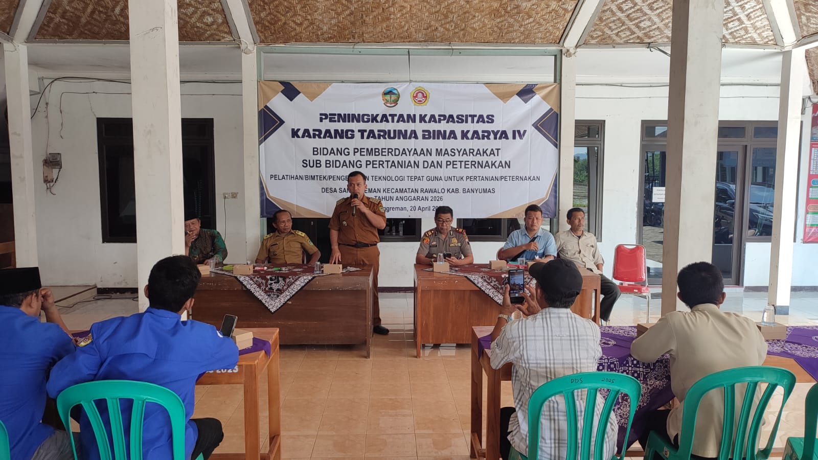PENINGKATAN KAPASITAS KARANG TARUNA BINA KARYA MANDIRI IV DESA SANGGREMAN