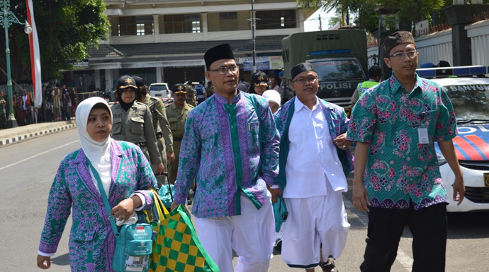 Calon Haji Asal Banyumas Dilepas Bupati