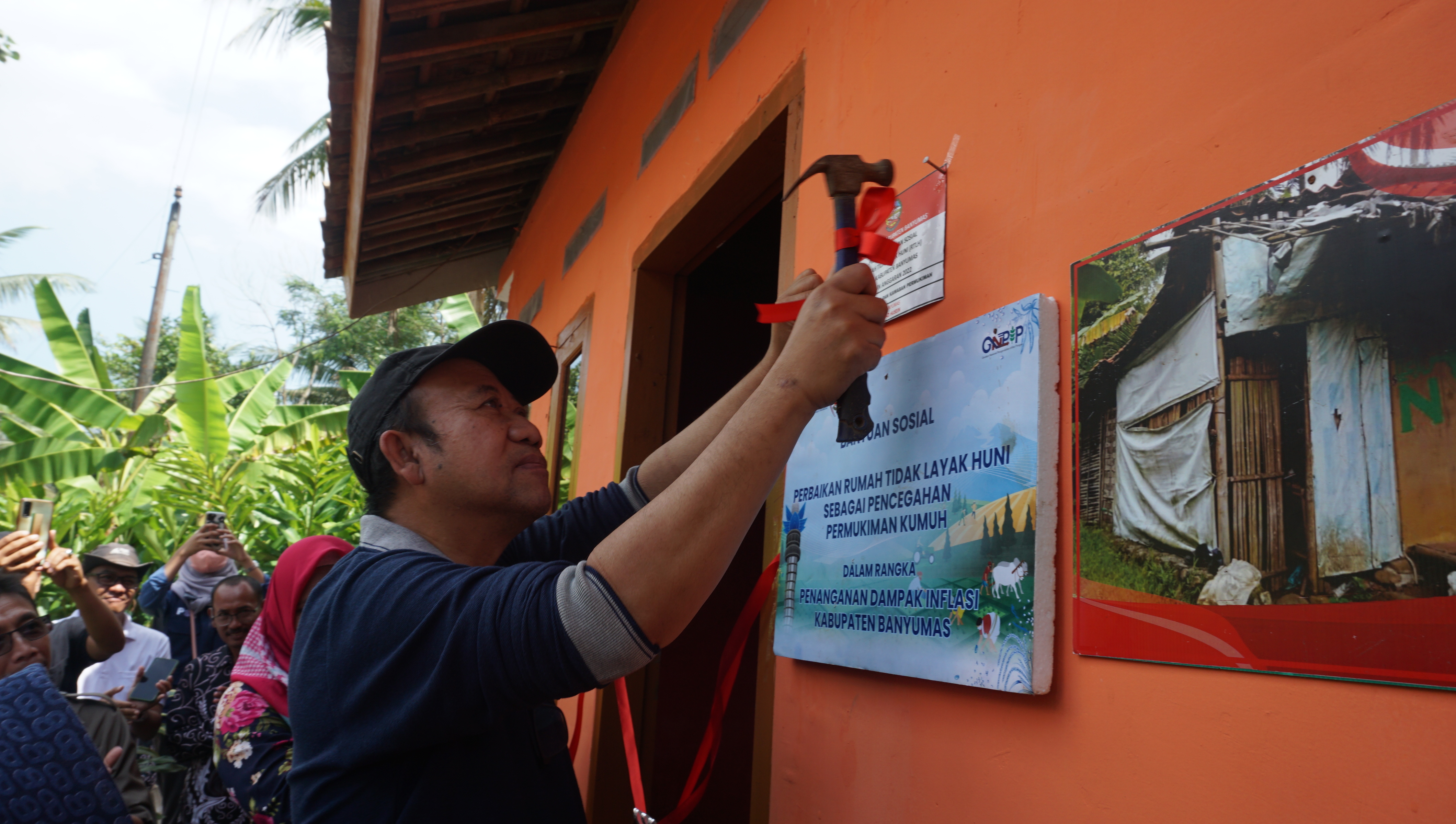 Peresmian Program Bantuan Sosial Perbaikan Rumah Tidak Sehat Tidak Layak Huni (RTSTLH) oleh Bupati Banyumas