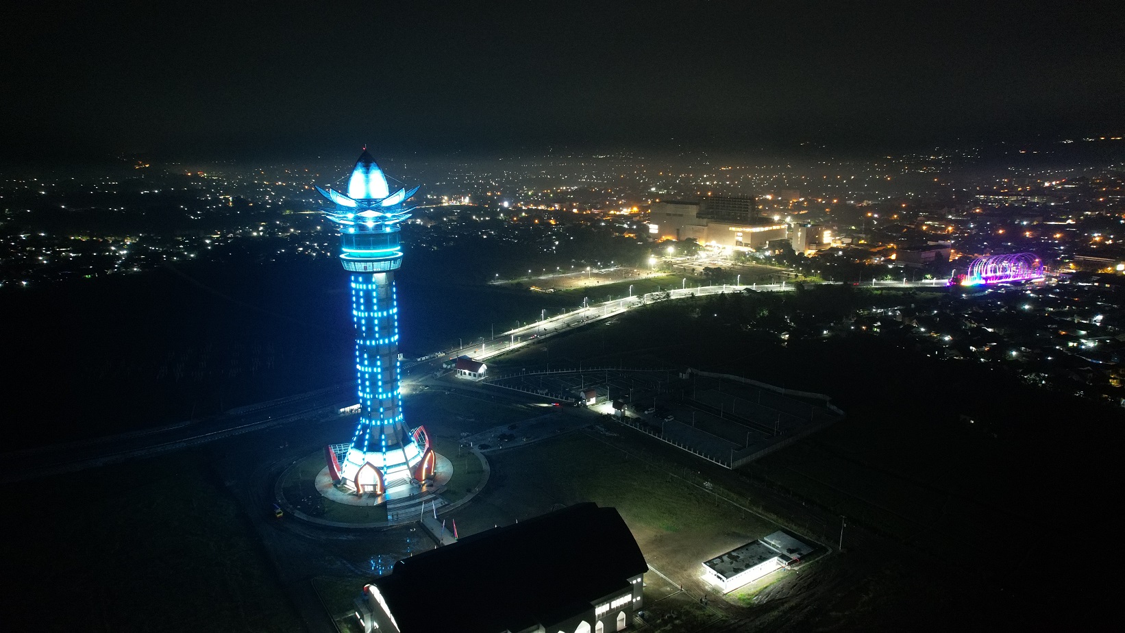 Menara Pandang Teratai Purwokerto