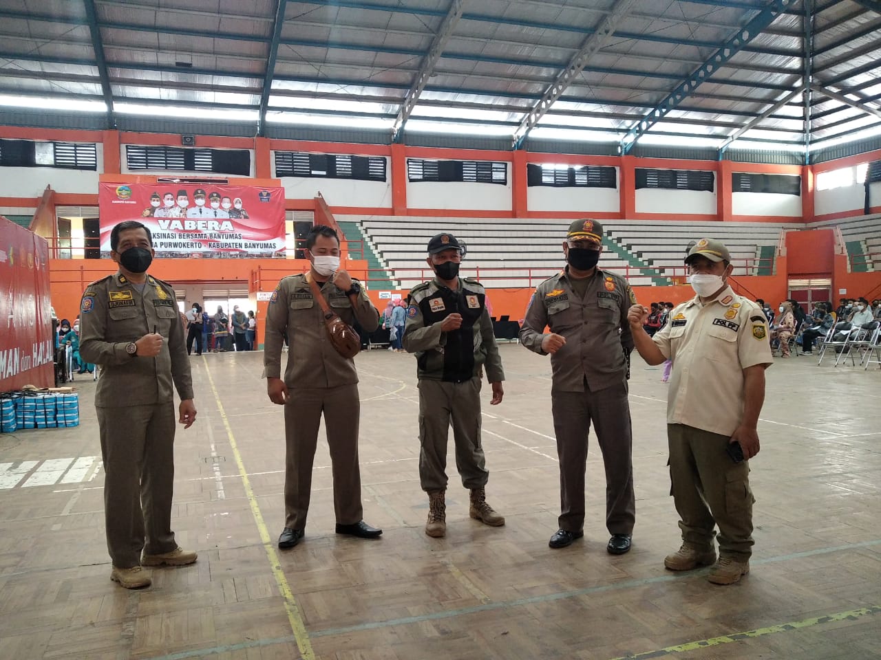 Pengamanan Vaksinasi Gor Satria Purwokerto