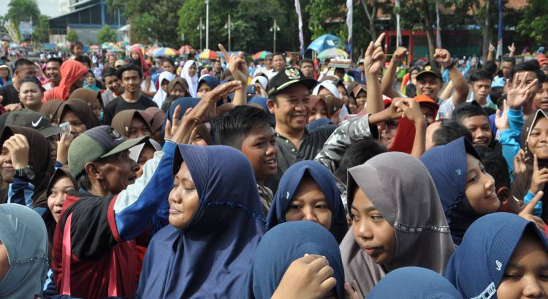 Ribuan Orang Ikuti Senam Sehat Hari Jadi Banyumas