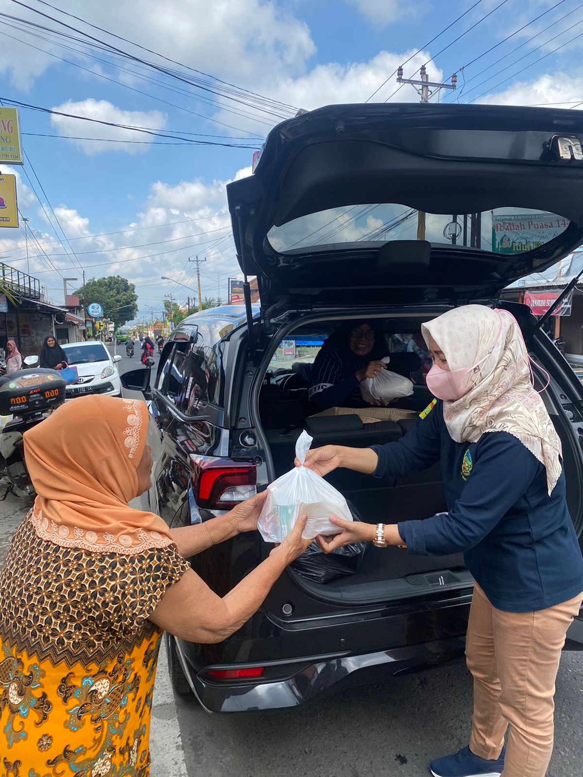 DPMPTSP Sosialisasi dan Berbagi (De So Bar)