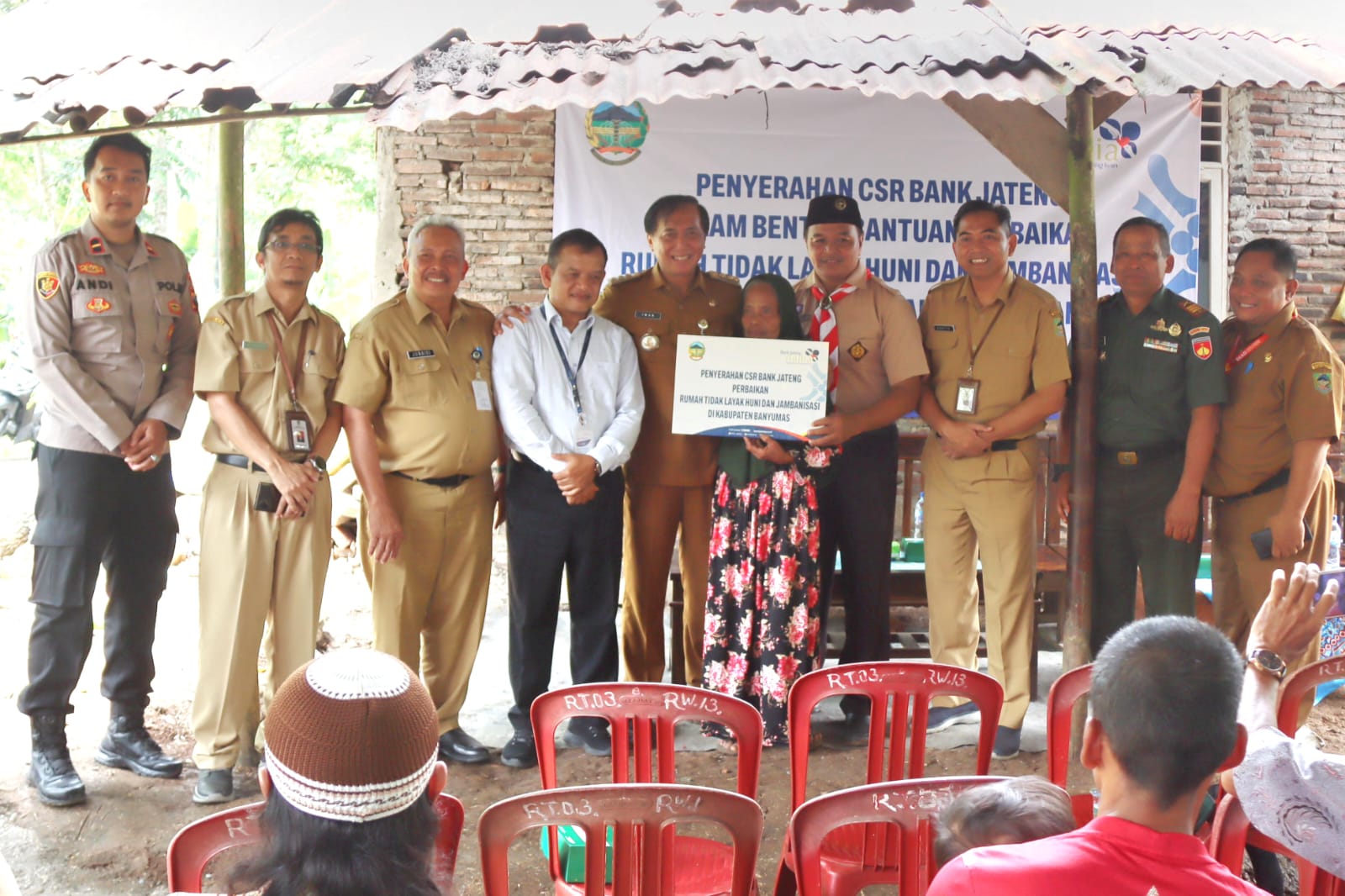 Bank Jateng Salurkan CSR Rp1 M Untuk RTLH Di Kelurahan Teluk Purwokerto Selatan