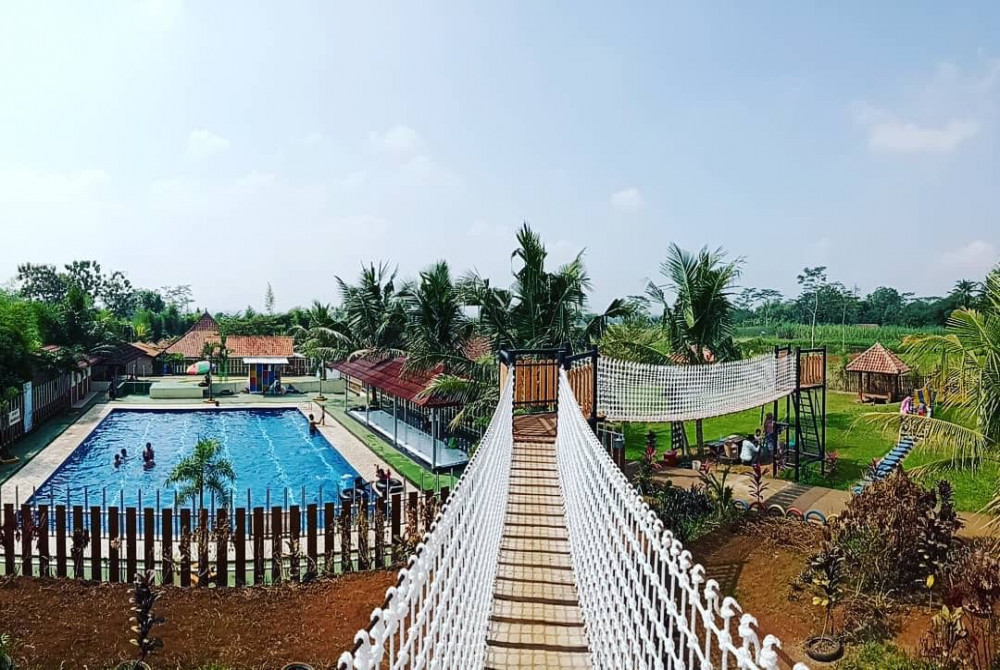 Desa Wisata Karangkemiri