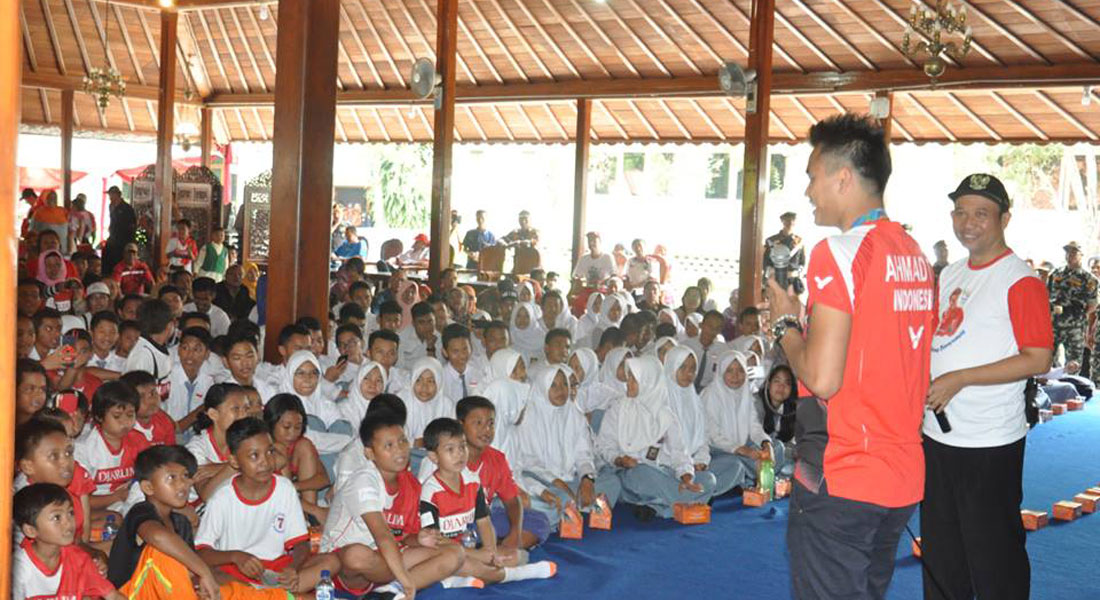 Tontowi Ahmad Memotivasi Atlet dan Pelajar