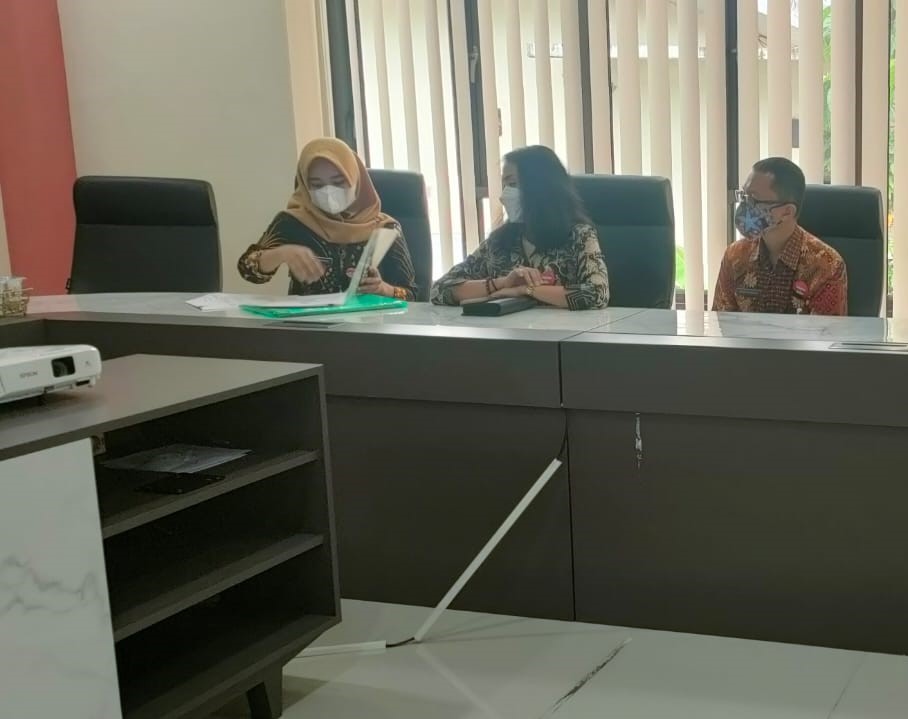 Tamu Dari DPMPTSP Provinsi Jawa Tengah Di Mal Pelayanan Publik Kabupaten Banyumas