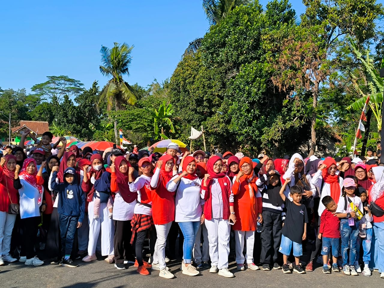 KEGIATAN JALAN SEHAT DESA CINDAGA